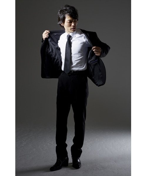 MONOIR(モノワール)の「濃染加工スリムサイズシングルスーツ(スーツジャケット・メンズ・ブラック・A3/A6/A7/A8/Y4/Y7/Y8/A4/A5/Y5/Y6)」の11枚目の写真