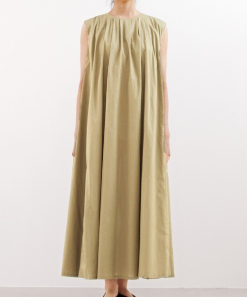 mizuiroind（ミズイロインド）の「タックネックフレアワンピース（ワンピース・レディース・ベージュ/ブラウン/カーキ/ブラック・FREE）」の3枚目の写真