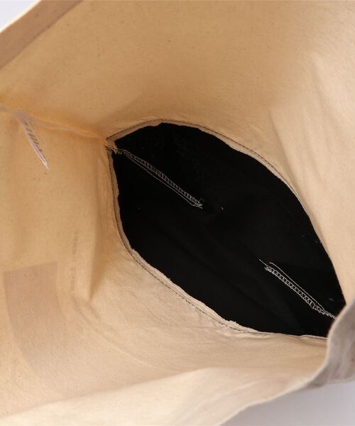 Port（ポート）の「＜ WEB限定 ＞ アートフォトプリント キャンバストートバッグ（トートバッグ・レディース・ホワイト系その他/オフホワイト/ホワイト×ブラック/ホワイト系その他3/ホワイト系その他2/ホワイト×グレー/ブラック・FREE）」の9枚目の写真