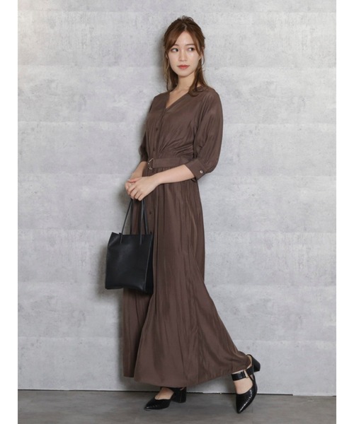 dazzlin(ダズリン)の「Vネックロングシャツワンピース(ワンピース・レディース・ブラック/ブラウン/ピンク・FREE)」の7枚目の写真