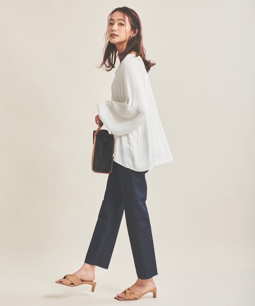 The Virgnia(ザ ヴァージニア)の「プリーツバルーンスリーブブラウス(シャツ/ブラウス・レディース・オフホワイト/ピンク/ブラック・FREE)」の5枚目の写真