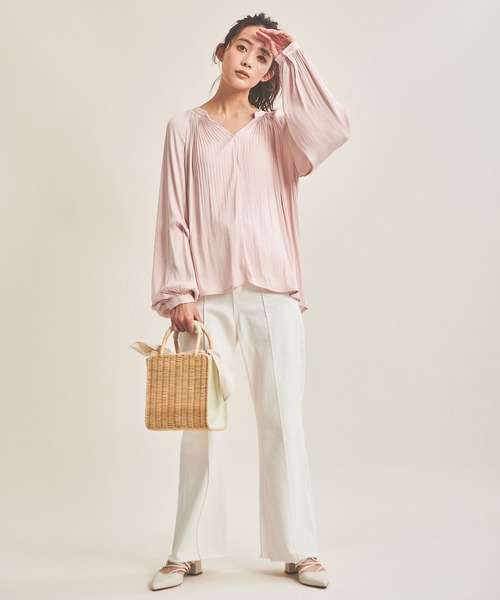 The Virgnia(ザ ヴァージニア)の「プリーツバルーンスリーブブラウス(シャツ/ブラウス・レディース・オフホワイト/ピンク/ブラック・FREE)」の12枚目の写真