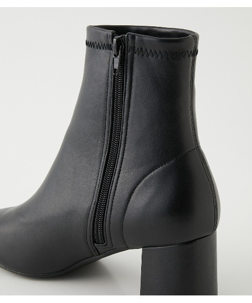 AZUL by moussy（アズールバイマウジー）の「CENTER SEAM SQUARE BOOTS/センターシームスクエアブーツ（ブーツ・レディース・ライトイエロー/アイボリー/ブラック・MEDIUM/LARGE/SMALL）」の8枚目の写真