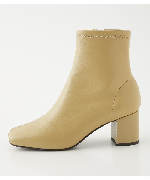 AZUL by moussy（アズールバイマウジー）の「CENTER SEAM SQUARE BOOTS/センターシームスクエアブーツ（ブーツ・レディース・ライトイエロー/アイボリー/ブラック・MEDIUM/LARGE/SMALL）」の16枚目の写真