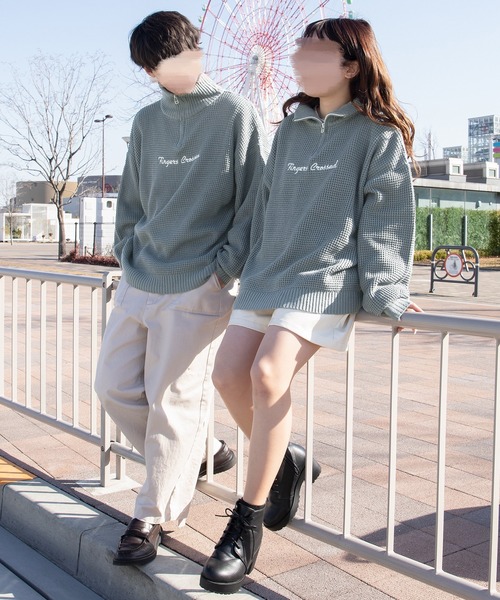 PairPair(ペアペア)の「配色ハーフZIPワッフルプルオーバー(ユニセックス)(ニット/セーター・レディース・オレンジ/ブルー/アイボリー・MEDIUM/LARGE)」の3枚目の写真