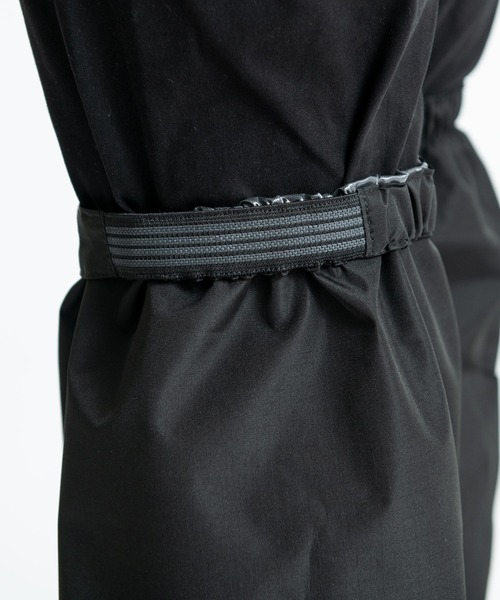 KiU（キウ）の「ウォータープルーフ バイシクルゲイター【VISIBLE GRID】（レインコート/ポンチョ・メンズ・ブラック/ベージュ・FREE）」の9枚目の写真