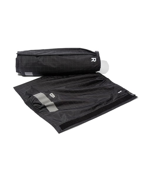 KiU（キウ）の「ウォータープルーフ バイシクルゲイター【VISIBLE GRID】（レインコート/ポンチョ・メンズ・ブラック/ベージュ・FREE）」の8枚目の写真