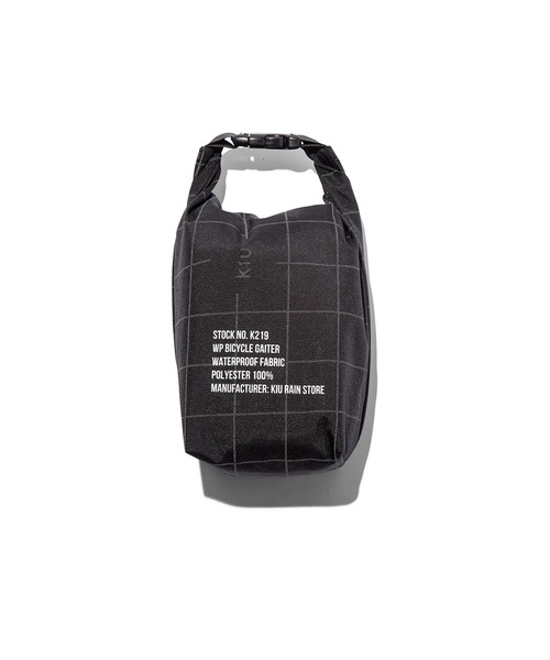 KiU（キウ）の「ウォータープルーフ バイシクルゲイター【VISIBLE GRID】（レインコート/ポンチョ・メンズ・ブラック/ベージュ・FREE）」の4枚目の写真