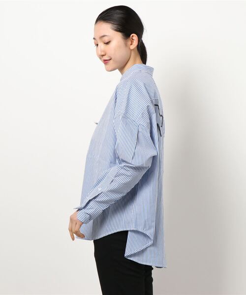 LOWRYS FARM（ローリーズファーム）の「ＮＹＣシャツＬＳ　939606（シャツ/ブラウス・レディース・ブルー系その他/オフホワイト・FREE）」の12枚目の写真