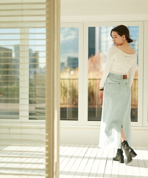 TINA:JOJUN(ティーナジョジュン)の「スカート 裾フリンジロングデニム TINA:JOJUN(デニムスカート・レディース・ライトブルー/ブラック・S/M)」の16枚目の写真