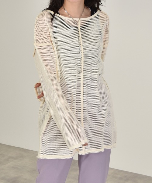 w closet（ダブルクローゼット）の「フィッシュメッシュバックスリットプルオーバー（Tシャツ/カットソー・レディース・キナリ/オフホワイト・FREE）」の2枚目の写真