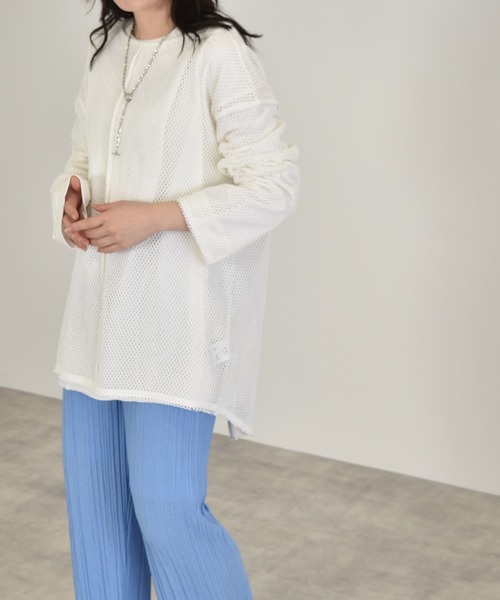 w closet（ダブルクローゼット）の「フィッシュメッシュバックスリットプルオーバー（Tシャツ/カットソー・レディース・キナリ/オフホワイト・FREE）」の4枚目の写真