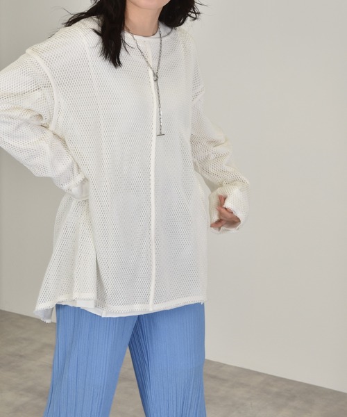 w closet（ダブルクローゼット）の「フィッシュメッシュバックスリットプルオーバー（Tシャツ/カットソー・レディース・キナリ/オフホワイト・FREE）」の8枚目の写真