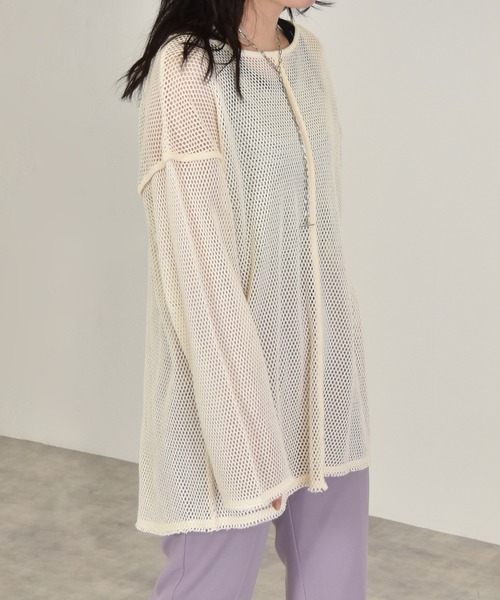 w closet（ダブルクローゼット）の「フィッシュメッシュバックスリットプルオーバー（Tシャツ/カットソー・レディース・キナリ/オフホワイト・FREE）」の14枚目の写真