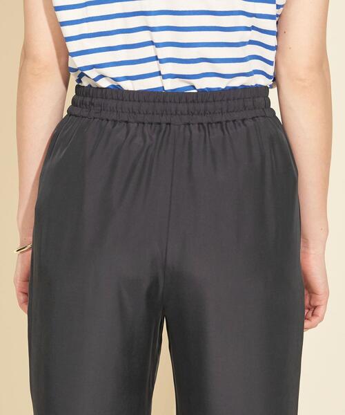 BEAUTY&YOUTH UNITED ARROWS（ビューティーアンドユースユナイテッドアローズ）の「BY∴ ツイルドローストイージーパンツ -ウォッシャブル-（その他パンツ・レディース・ブラック/ベージュ/コバルトブルー・S/M/L）」の22枚目の写真