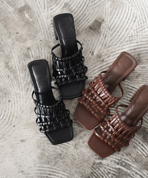 NOFALL（ノーフォール）の「スクエアトゥメッシュミュールサンダル（サンダル・レディース・ホワイト/ブラック/グレイッシュベージュ/ダークブラウン・LL/L/M/3L/S/SS）」の3枚目の写真