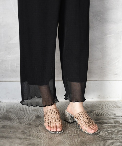 NOFALL（ノーフォール）の「スクエアトゥメッシュミュールサンダル（サンダル・レディース・ホワイト/ブラック/グレイッシュベージュ/ダークブラウン・LL/L/M/3L/S/SS）」の9枚目の写真