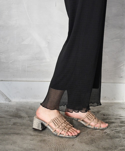 NOFALL（ノーフォール）の「スクエアトゥメッシュミュールサンダル（サンダル・レディース・ホワイト/ブラック/グレイッシュベージュ/ダークブラウン・LL/L/M/3L/S/SS）」の8枚目の写真