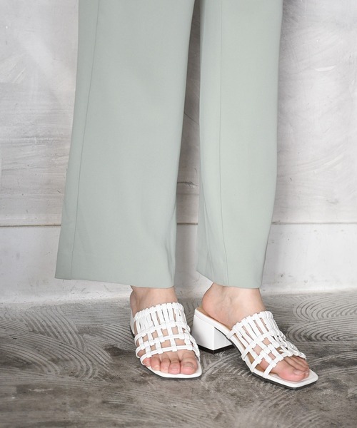 NOFALL（ノーフォール）の「スクエアトゥメッシュミュールサンダル（サンダル・レディース・ホワイト/ブラック/グレイッシュベージュ/ダークブラウン・LL/L/M/3L/S/SS）」の5枚目の写真