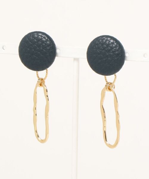 tone(トーン)の「【Cherie+Chambre】Shrink Leather Pierce(ピアス(両耳用)・レディース・ネイビー/ピンク・FREE)」の2枚目の写真