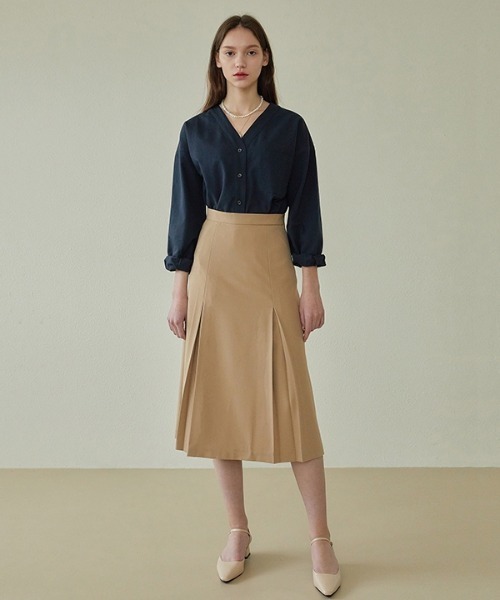 ANEDIT（アンエディット）の「【ANEDIT 】インバーティド プリーツロングスカート / E_Inverted Pleats Long Skirt（スカート・レディース・ベージュ/ブラック・SMALL/MEDIUM）」の6枚目の写真