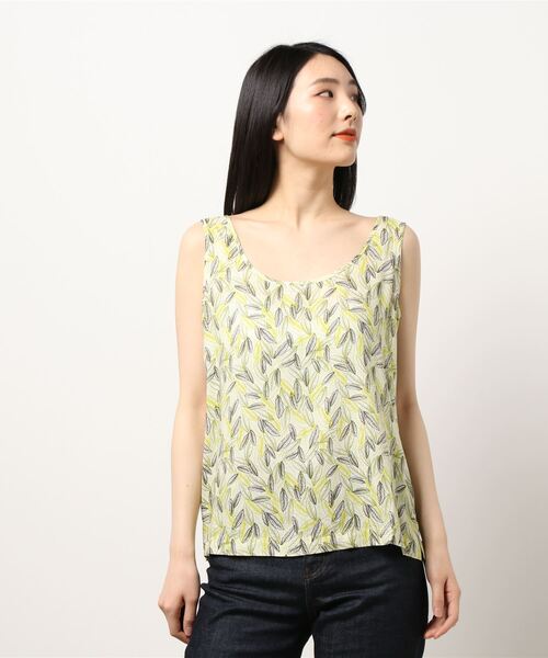 BENETTON (UNITED COLORS OF BENETTON)（ベネトンユナイテッドカラーズオブベネトン）の「ヴィスコース葉花モチーフラウンドネックノースリーブトップス（タンクトップ・レディース・カーキ/ブルー/ライトグリーン・SMALL/MEDIUM/X-SMALL）」の15枚目の写真