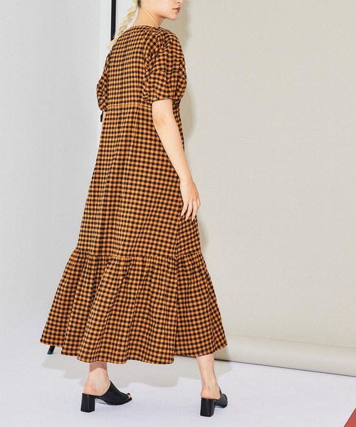 INella（イネラ）の「【INella(イネラ)】フォルムボリュームスリーブワンピース（ワンピース・レディース・ホワイト系/ブラック/オレンジ・FREE）」の16枚目の写真