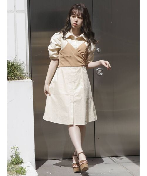 dazzlin（ダズリン）の「ビスチェシャツワンピース（シャツワンピース・レディース・オフホワイト/ブルー/ベージュ・FREE）」の16枚目の写真