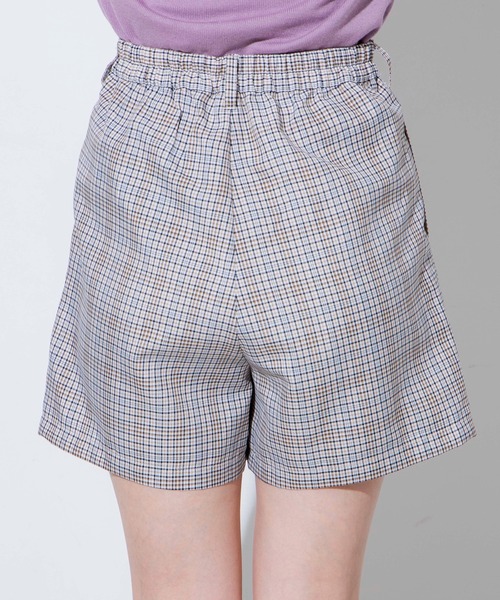 WEGO（ウィゴー）の「WEGO/リネンライクタックショートパンツ（その他パンツ・レディース・アイボリー/ピンク/ベージュ系その他2/グリーン/ベージュ系その他3・MEDIUM/SMALL）」の19枚目の写真