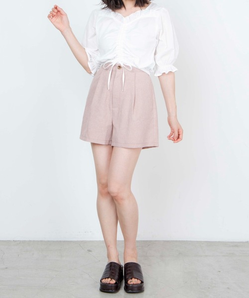 WEGO（ウィゴー）の「WEGO/リネンライクタックショートパンツ（その他パンツ・レディース・アイボリー/ピンク/ベージュ系その他2/グリーン/ベージュ系その他3・MEDIUM/SMALL）」の14枚目の写真