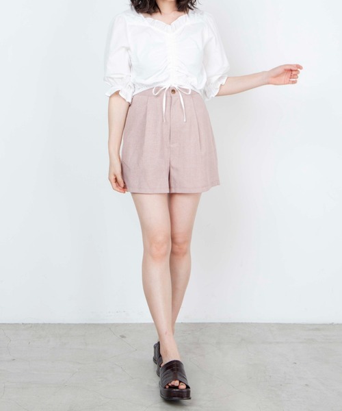 WEGO（ウィゴー）の「WEGO/リネンライクタックショートパンツ（その他パンツ・レディース・アイボリー/ピンク/ベージュ系その他2/グリーン/ベージュ系その他3・MEDIUM/SMALL）」の16枚目の写真