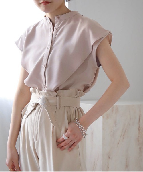 Bab（バブ）の「【WEB限定】ノースリーブラッフルブラウス（シャツ/ブラウス・レディース・ライトグレー/ベージュ/オフホワイト/ミント/ブラック・38）」の4枚目の写真