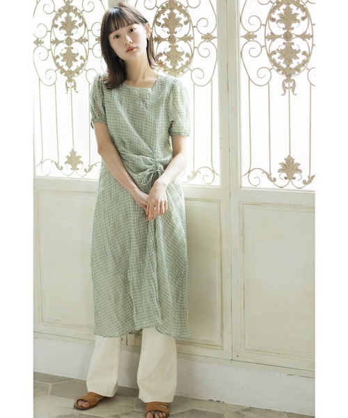 mikke(ミッケ)の「ストレッチ カラーセミフレアパンツ(デニムパンツ・レディース・ホワイト/チャコールグレー/ピンク/ブルー/マスタード・FREE)」の15枚目の写真