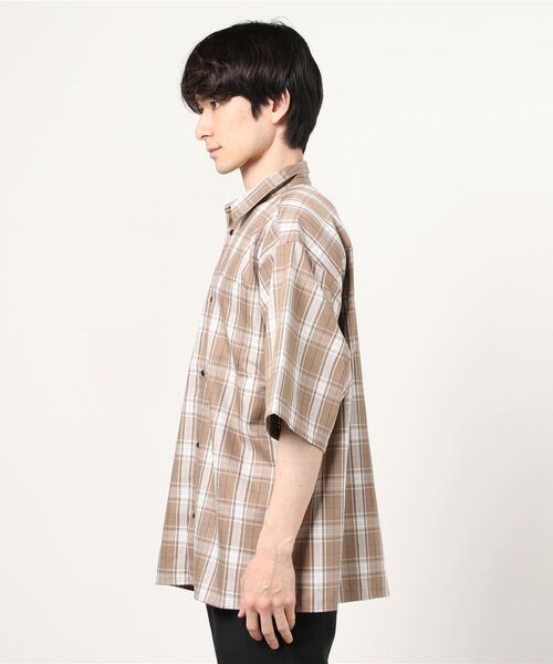 WEGO（ウィゴー）の「WEGO/レトロチェックビッグシルエット5分袖シャツ（シャツ/ブラウス・メンズ・ブラウン系その他2/ベージュ系その他2・LARGE/MEDIUM）」の11枚目の写真