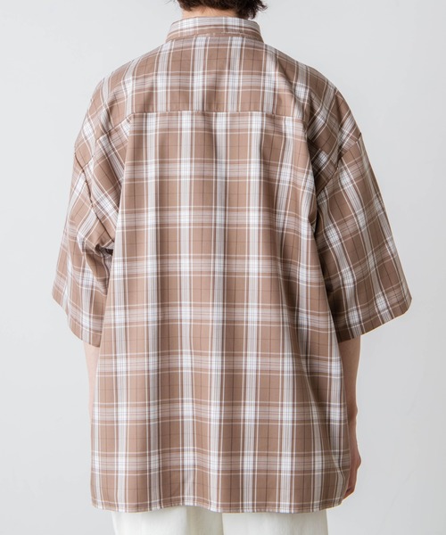 WEGO（ウィゴー）の「WEGO/レトロチェックビッグシルエット5分袖シャツ（シャツ/ブラウス・メンズ・ブラウン系その他2/ベージュ系その他2・LARGE/MEDIUM）」の22枚目の写真