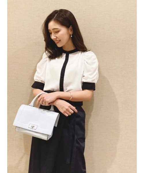 TONAL（トーナル）の「バイカラーギャザースリーブ5分袖シャツ（シャツ/ブラウス・レディース・ブラック/ベビーピンク/オフホワイト・38）」の22枚目の写真