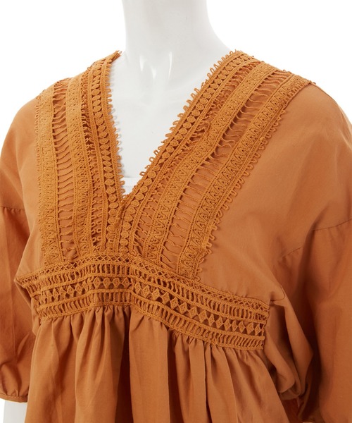 fifth（フィフス）の「ボリュームスリーブレース切替ブラウス（シャツ/ブラウス・レディース・ホワイト/ブラック/オレンジ・MEDIUM）」の5枚目の写真