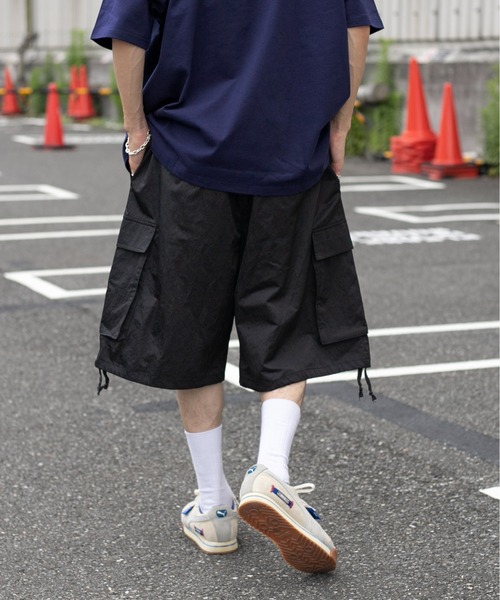 Perushu(ペルーシュ)の「ルーズカーゴハーフパンツ(その他パンツ・メンズ・ブラック/カーキ/オレンジ・SMALL/MEDIUM/LARGE)」の14枚目の写真