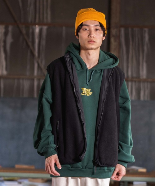 WEGO（ウィゴー）の「WEGO/フリースリバージブルベスト（ベスト・メンズ・ブラック/ブルー・MEDIUM/LARGE）」の9枚目の写真