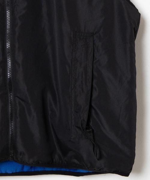 WEGO（ウィゴー）の「WEGO/フリースリバージブルベスト（ベスト・メンズ・ブラック/ブルー・MEDIUM/LARGE）」の8枚目の写真