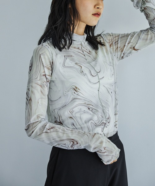 VACANCY（ヴァカンシー）の「マーブル柄シアーインナー（Tシャツ/カットソー・レディース・ブラウン/グリーン/ナチュラル・FREE）」の3枚目の写真