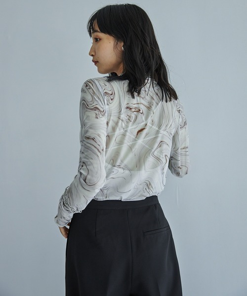VACANCY（ヴァカンシー）の「マーブル柄シアーインナー（Tシャツ/カットソー・レディース・ブラウン/グリーン/ナチュラル・FREE）」の16枚目の写真