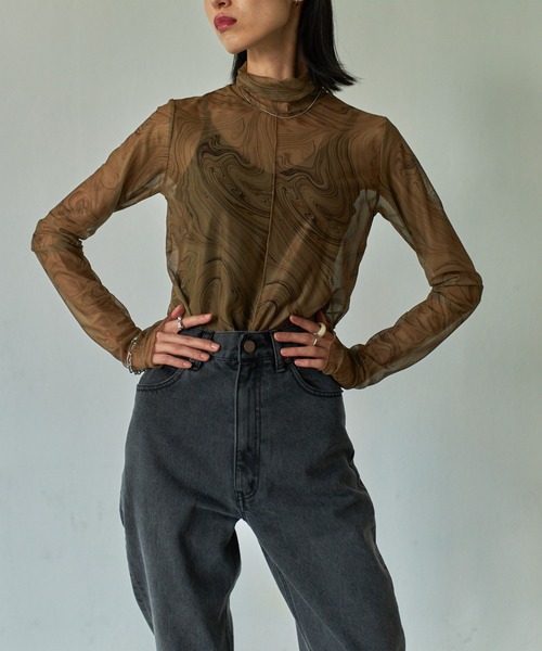 VACANCY（ヴァカンシー）の「マーブル柄シアーインナー（Tシャツ/カットソー・レディース・ブラウン/グリーン/ナチュラル・FREE）」の4枚目の写真