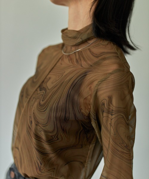 VACANCY（ヴァカンシー）の「マーブル柄シアーインナー（Tシャツ/カットソー・レディース・ブラウン/グリーン/ナチュラル・FREE）」の6枚目の写真