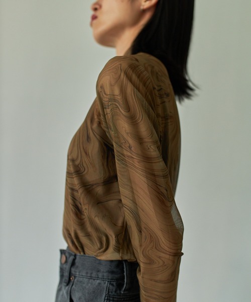 VACANCY（ヴァカンシー）の「マーブル柄シアーインナー（Tシャツ/カットソー・レディース・ブラウン/グリーン/ナチュラル・FREE）」の8枚目の写真