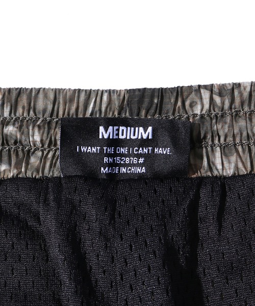 PLEASURES（プレジャー）の「PLEASURES/プレジャーズ  JEFFERY NYLON CARGO PANT カーゴパンツ（カーゴパンツ・メンズ・グレー/カーキ・M/L）」の7枚目の写真