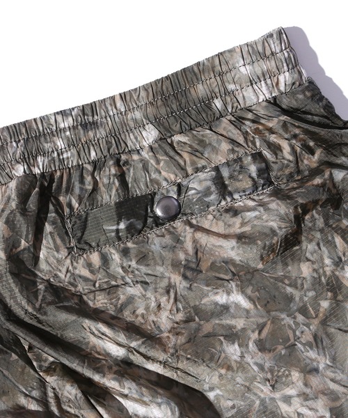 PLEASURES（プレジャー）の「PLEASURES/プレジャーズ  JEFFERY NYLON CARGO PANT カーゴパンツ（カーゴパンツ・メンズ・グレー/カーキ・M/L）」の14枚目の写真