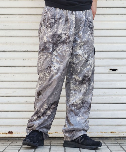 PLEASURES（プレジャー）の「PLEASURES/プレジャーズ  JEFFERY NYLON CARGO PANT カーゴパンツ（カーゴパンツ・メンズ・グレー/カーキ・M/L）」の22枚目の写真