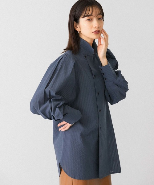 KBF（ケイビーエフ）の「ボリュームスリーブストライプシャツ（シャツ/ブラウス・レディース・ベージュ/ネイビー/バーガンディー・ONE）」の3枚目の写真