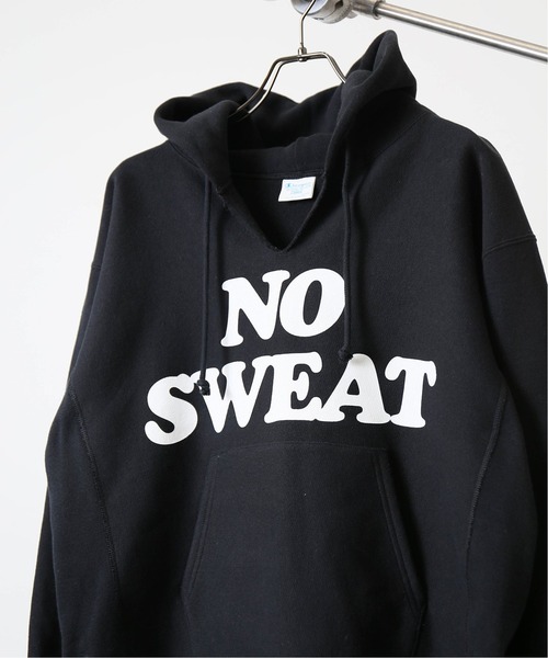 Champion(チャンピオン)の「【CHAMPION /チャンピオン】Reverse Weave ブロークンネックパーカー(パーカー・メンズ・ブラック/ネイビー/グレー/ナチュラル・MEDIUM/LARGE/X-LARGE)」の2枚目の写真